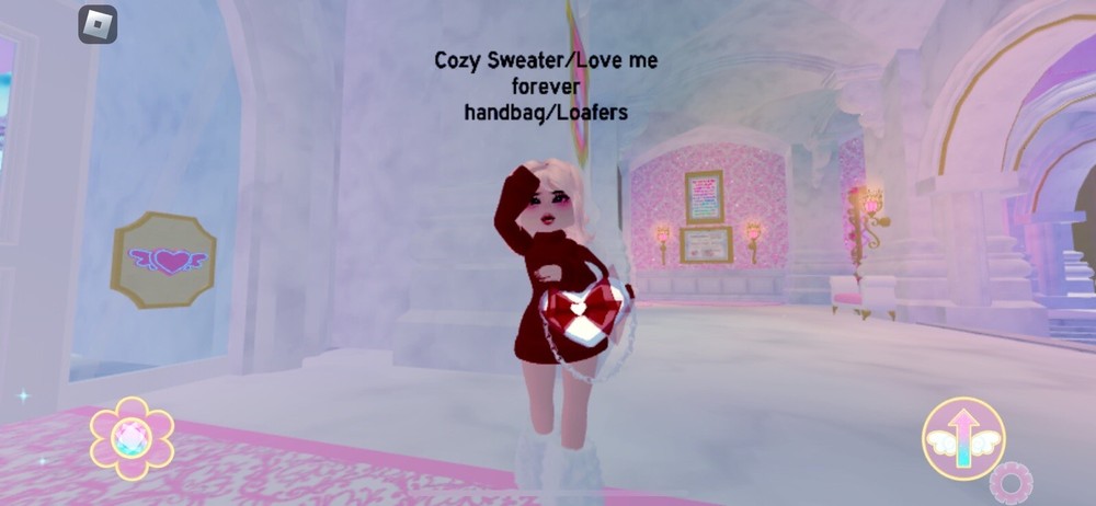 Royale High Sets!!)READ DESCRIPTION PLEASE BEFORE BUY!)SAME DAY DELIVERY/Lvl 75+