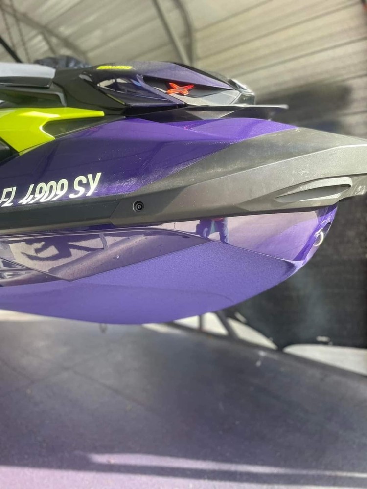 Slick 2000 Epoxy Bottom Coating Ultra-Slick Epoxy Hull Protection Two-Part Epoxy