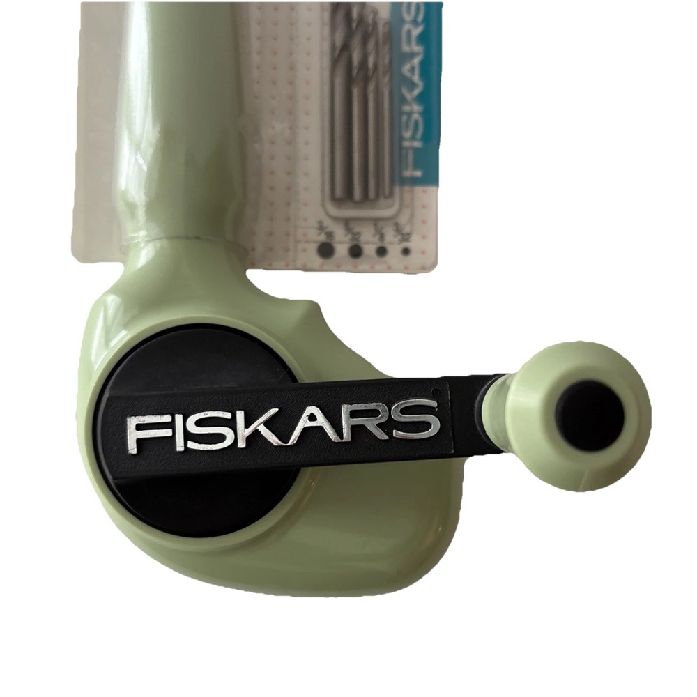 Fiskars Craft Drill Model 8156 Includes 4 Popular Size Bits New In Package