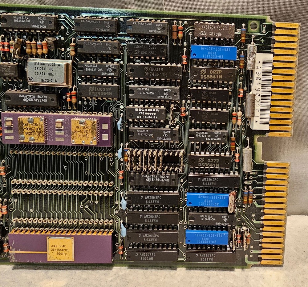 Vintage DEC Digital M8186 KDF11 CPU Board