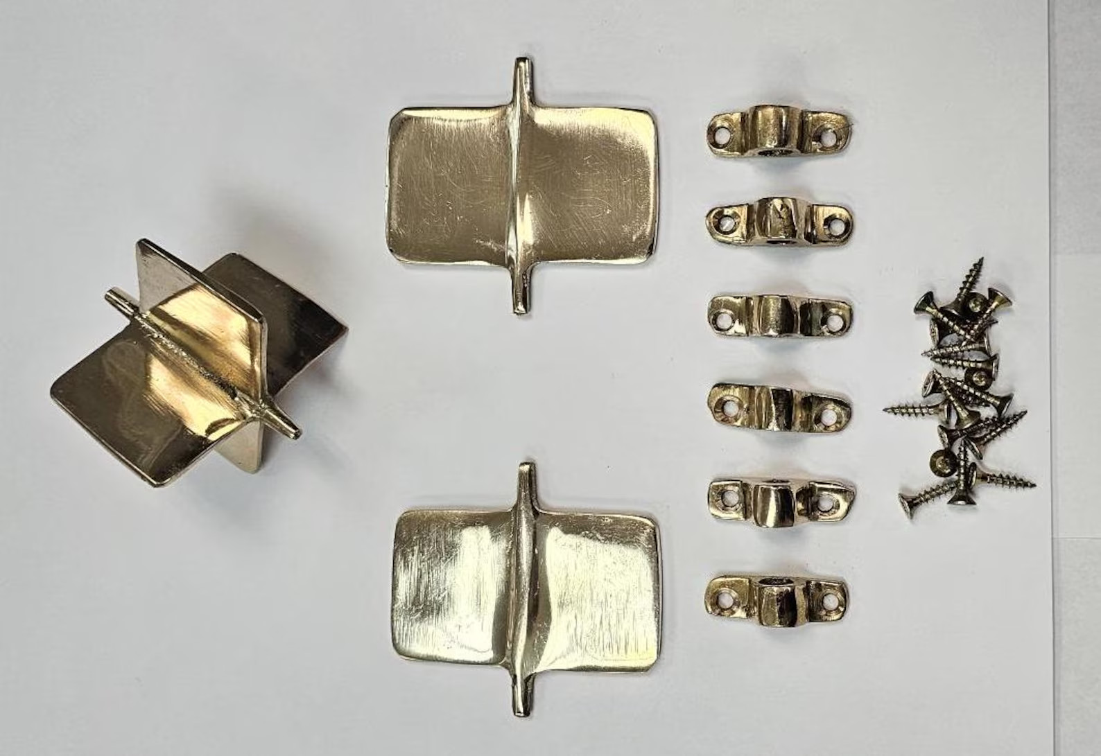 Accessories (Roulette + half Roulette + brackets + screws) sapo peruano