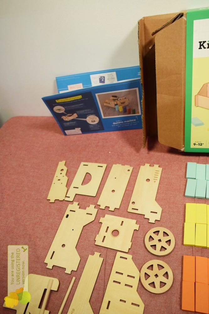 KiwiCo Domino Machine: Educational Science & Engineering Toy