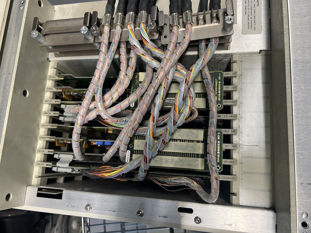 HP 64120A Card Cage for 64000 Logic Development System - Loaded