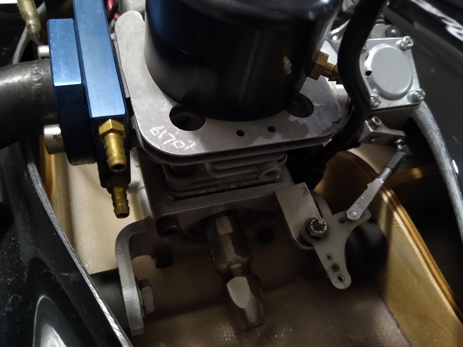 Blazer Whiplash GV Fiberglass Gas RC Race Boat Zenoah IMPBA NAMBA G1 Hydro READ