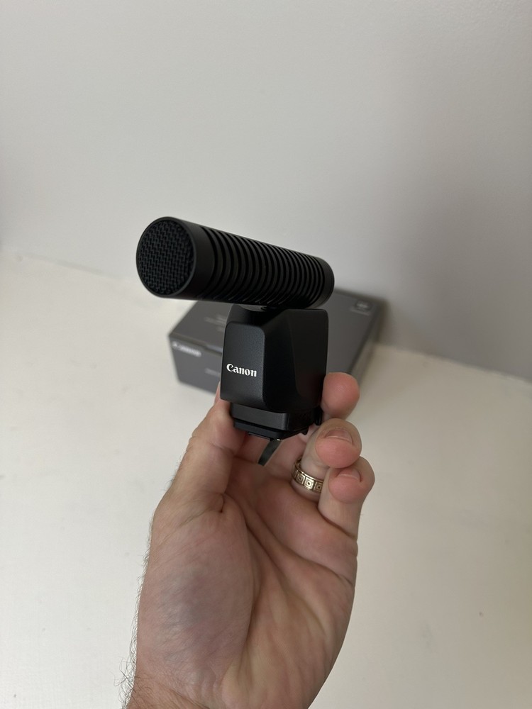Canon DM-E1D Stereo Microphone "HARD TO FIND"