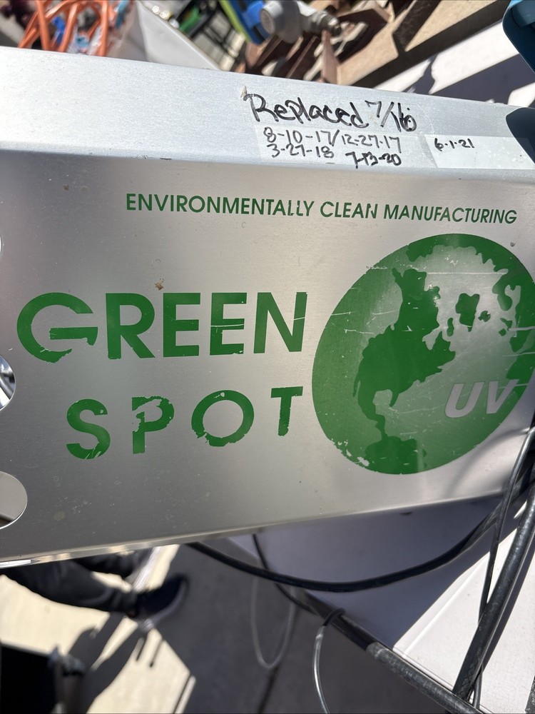 American Ultraviolet GREEN SPOT UV Curing System High Intensity Source with Lamp