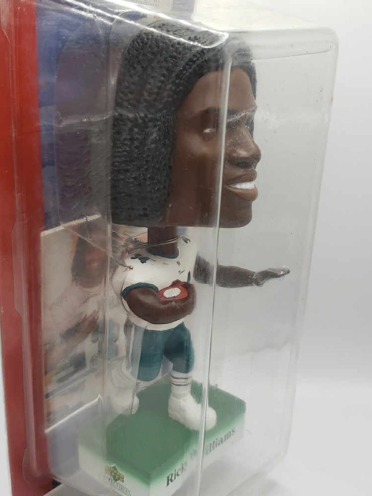 2002 Ricky Williams #34 Miami Dolphins Upper Deck Playmakers Bobblehead & Card