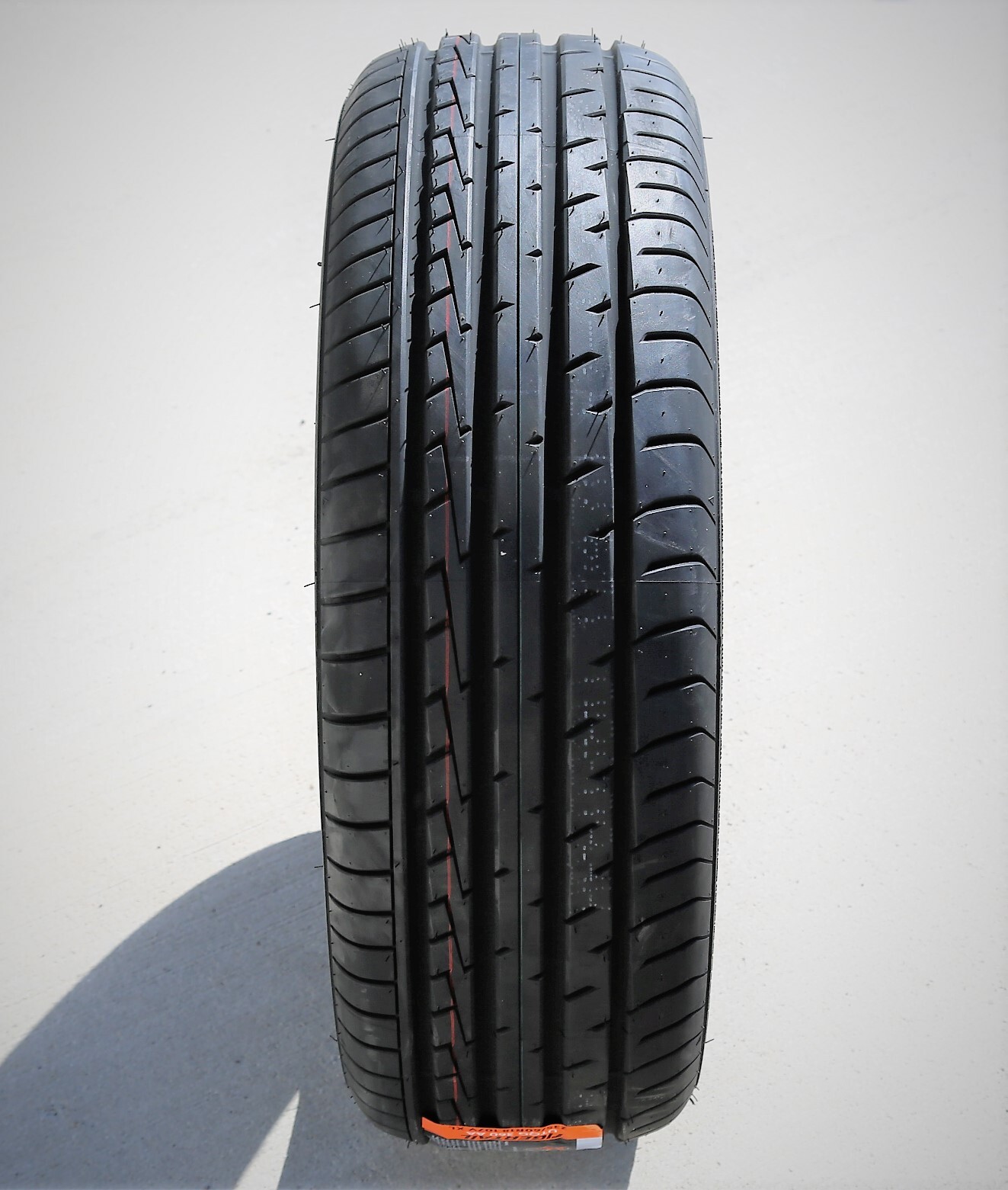 4 Tires Cosmo TigerTail 235/60R18 107V XL A/S M+S Performance