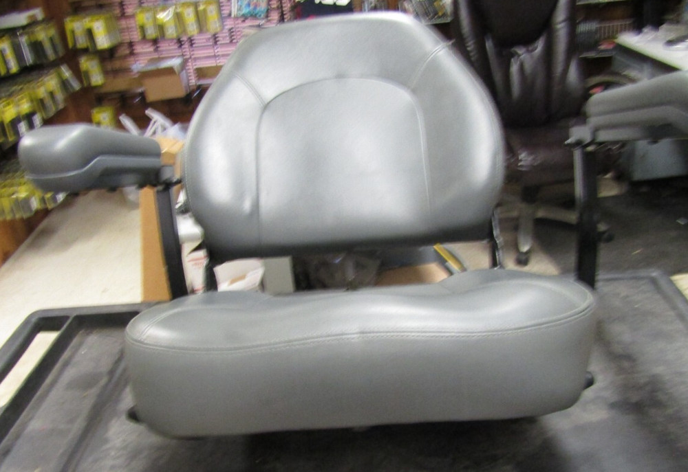 Rascal 600 Mobility Scooter Seat with Arm Rests