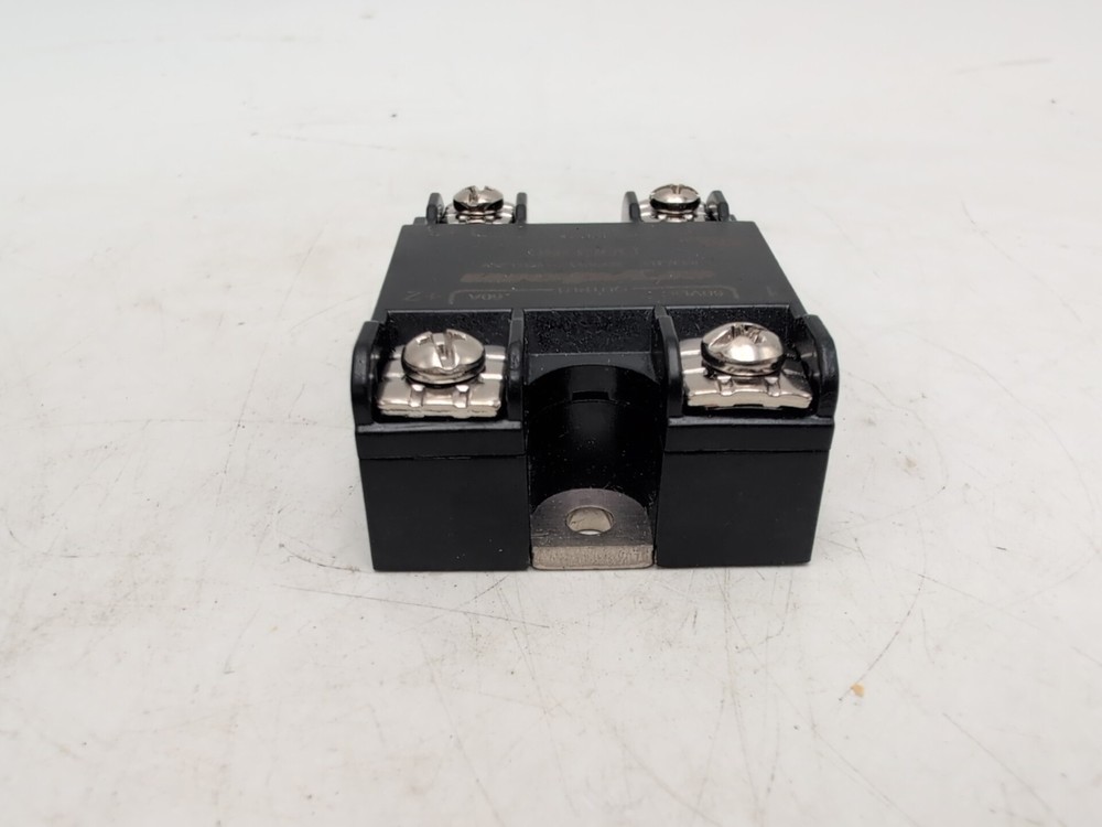 Crydom D06D60 Solid State Relay SSR 60A 60VDC Output 3.5–32VDC Input – Good