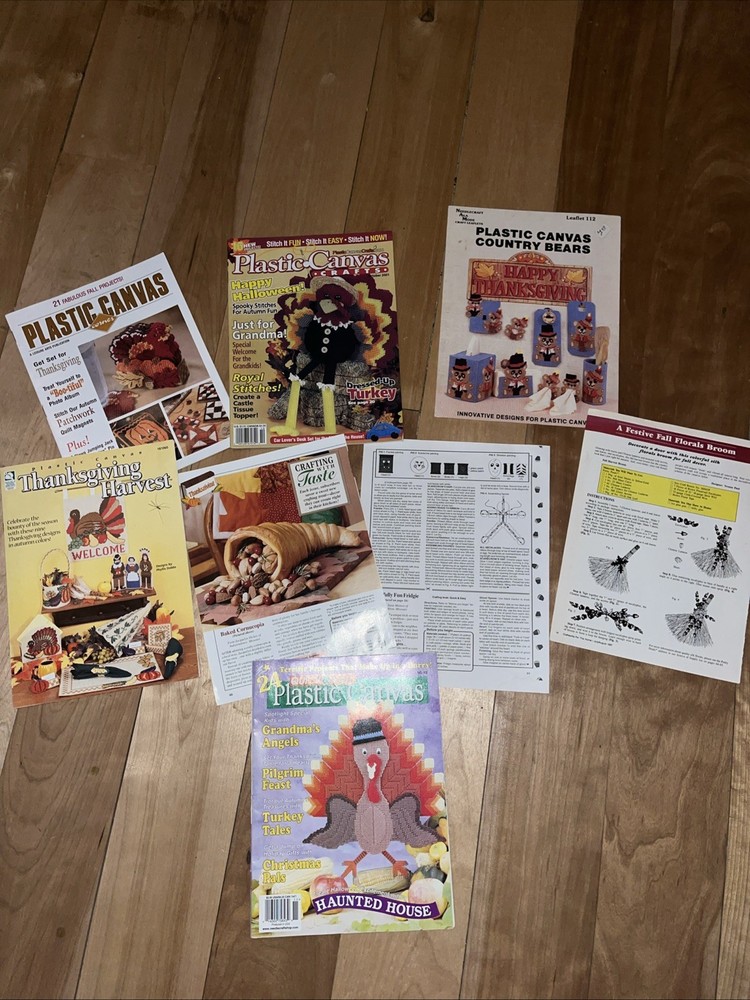 8  PLASTIC CANVAS THANKSGIVING DECORATIONS Books And Leaflets