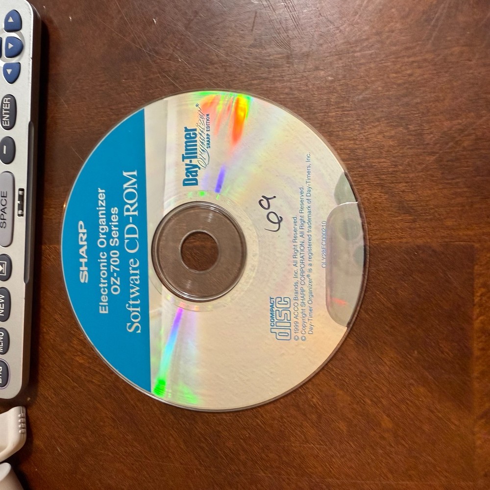 Vintage Sharp Wizard Oz-730 Electronic Organizer Pocket Computer w/cable