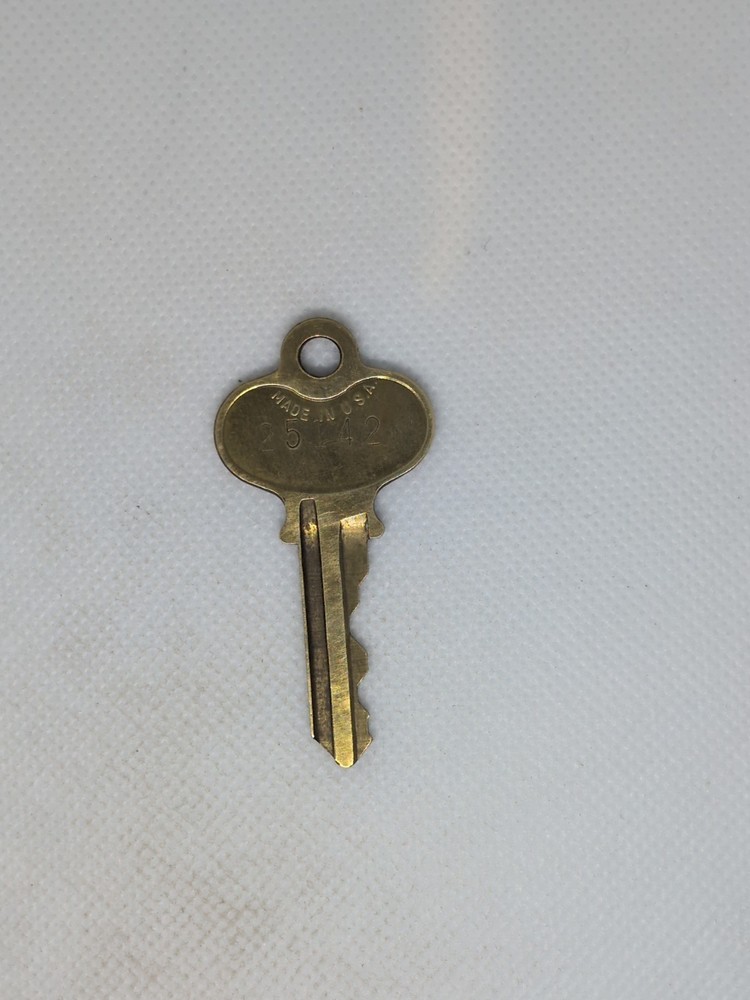 Merit Key 2542