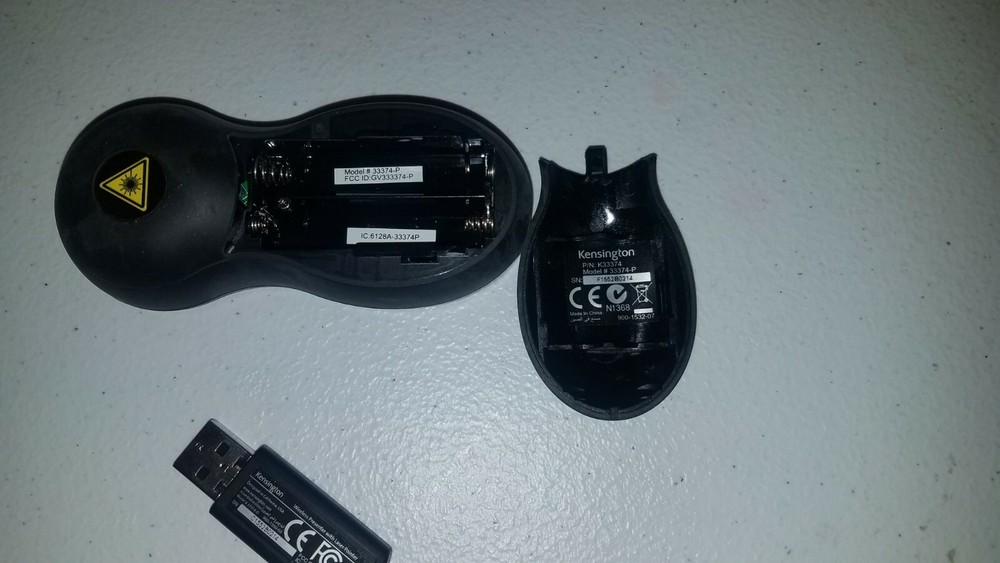 Kensington Wireless Presenter with Red Laser Pointer (K33374USB)