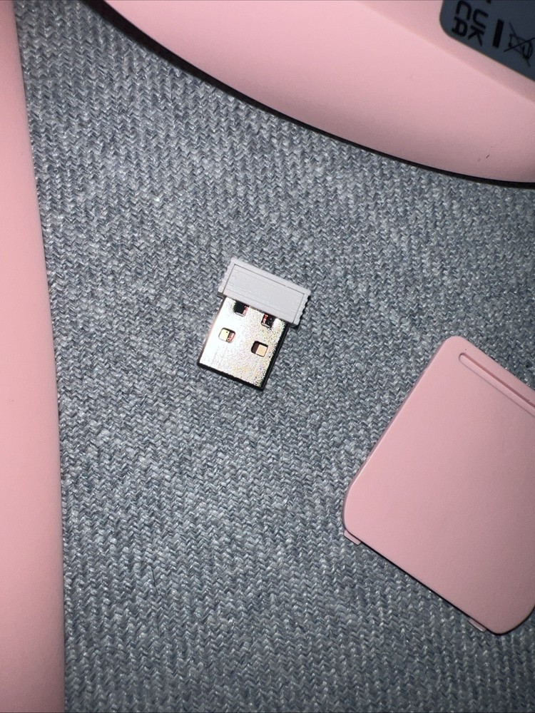 Pink Wireless Keyboard And Mouse Combo - New Without Box