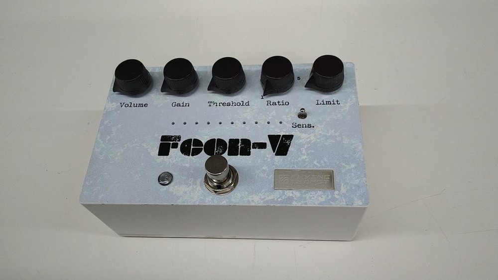 FLYING TEAPOT Model FCON-V