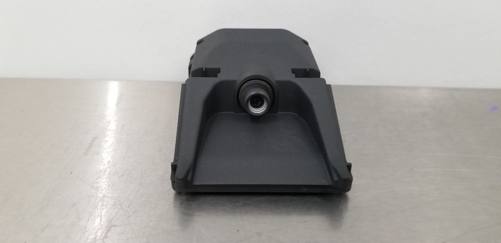 16 CADDILAC ESCALADE ESV FRONT VIEW CAMERA PROJECTOR 84092151