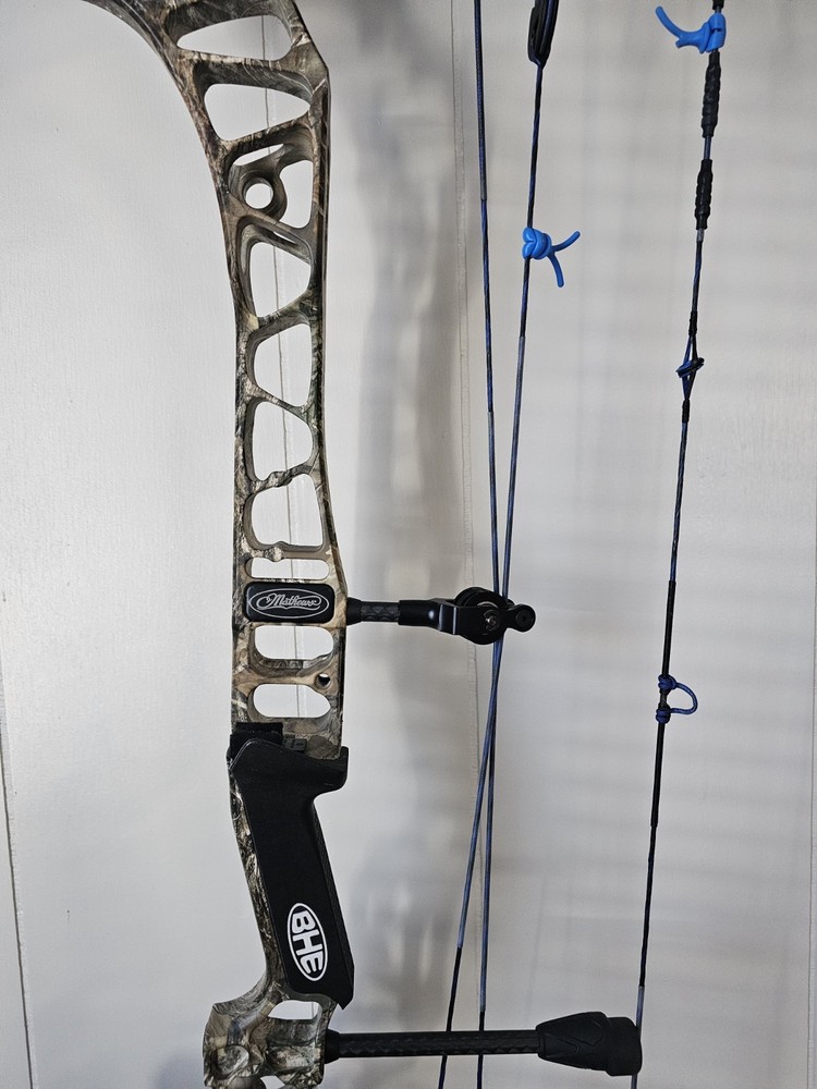Mathews Vertix Compound Bow