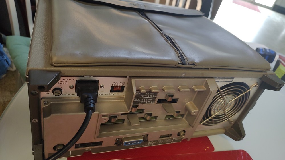 HP Hewlett Packard 1630 A Logic Analyzer- Working