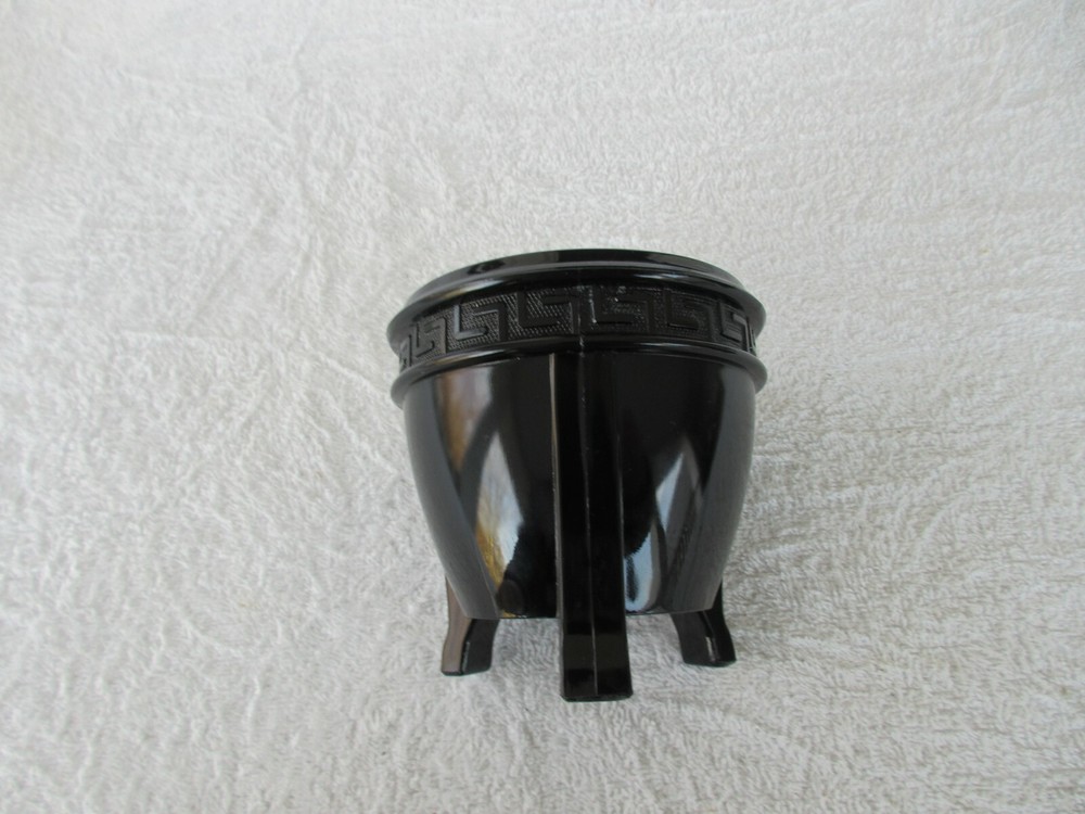 VINTAGE SH~FOOTED BLACK ONYX DESIGN PLANTER!!!NICE!!~~1 POUND!!