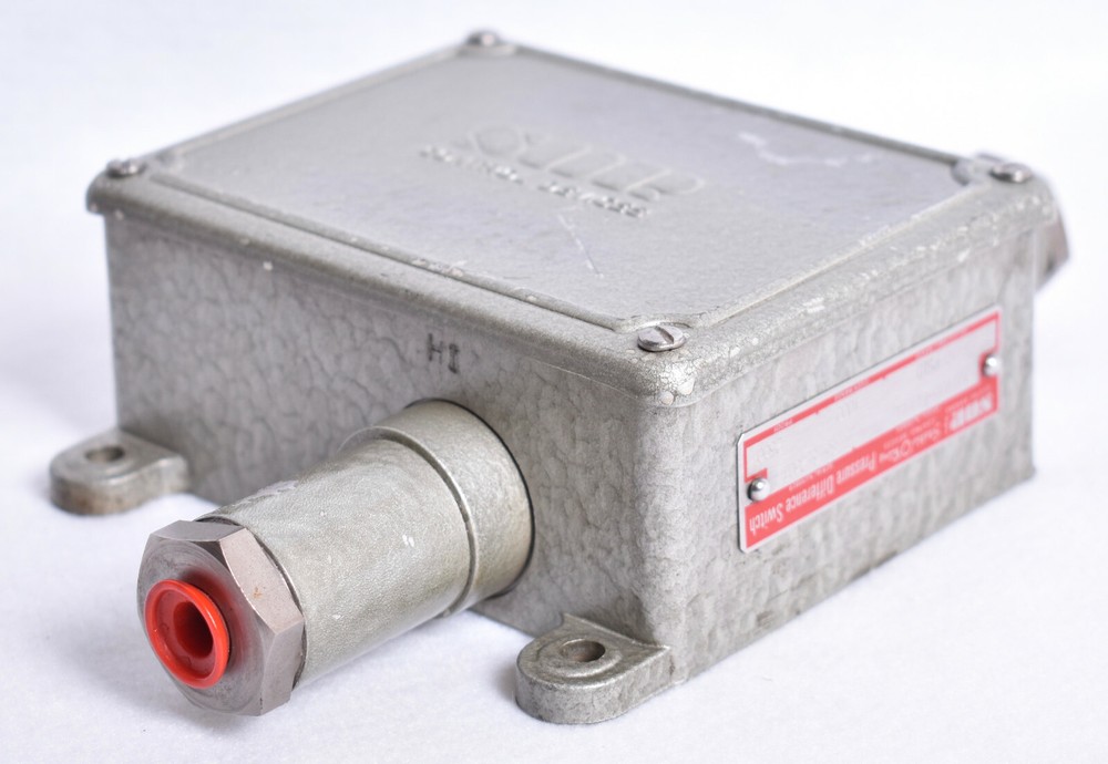 SOR Static O Ring Pressure Difference Switch 14V8-AA5-F1A-LL