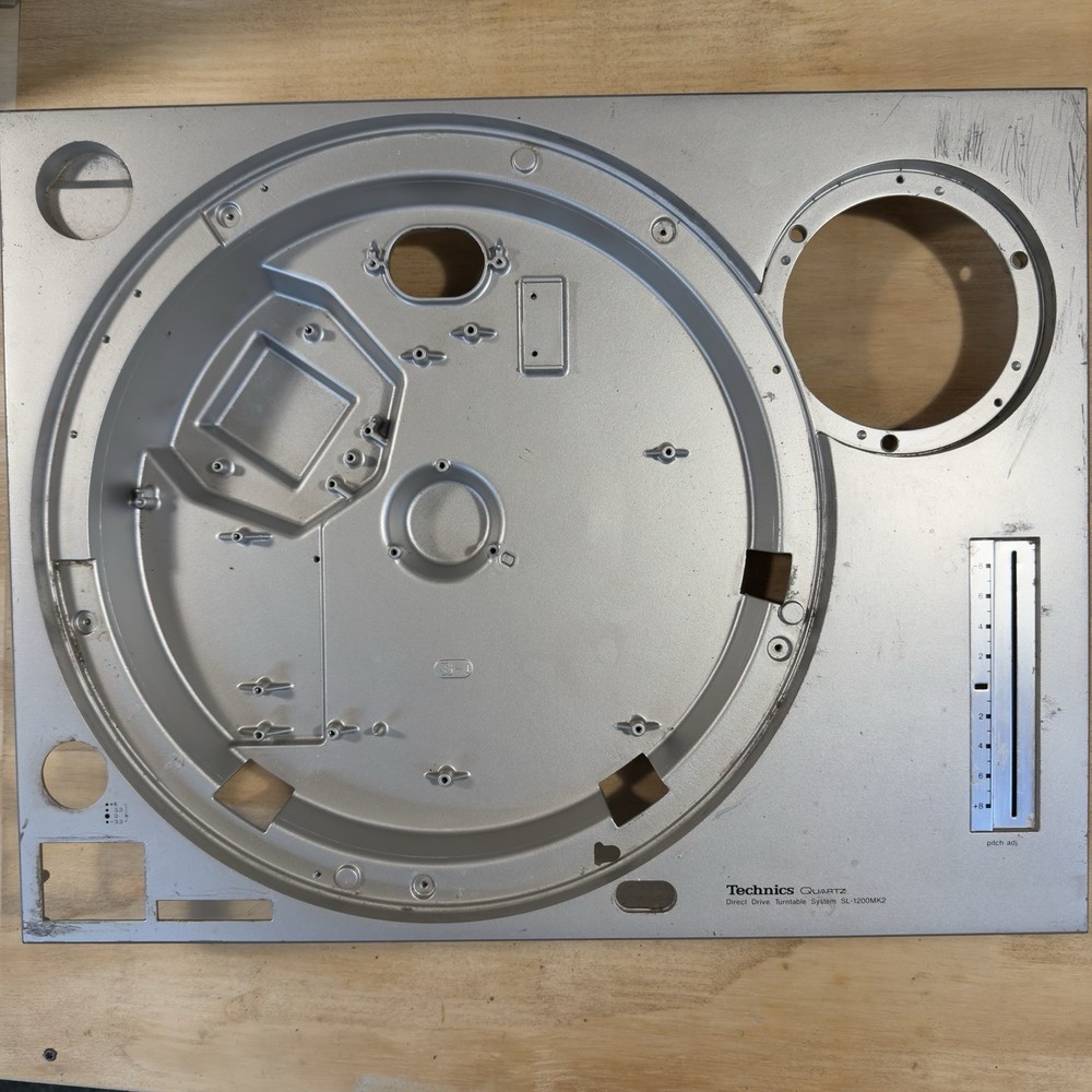 Technics SL-1200MK2 Silver Aluminum Plinth Cabinet