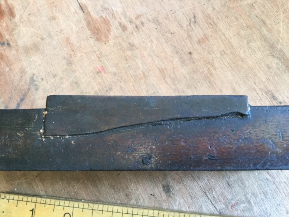 SMALL VINTAGE OIL STONE