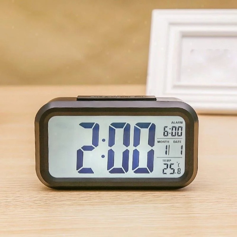 Smart Alarm Clock with Adjustable Brightness and Dual Function for Night Light