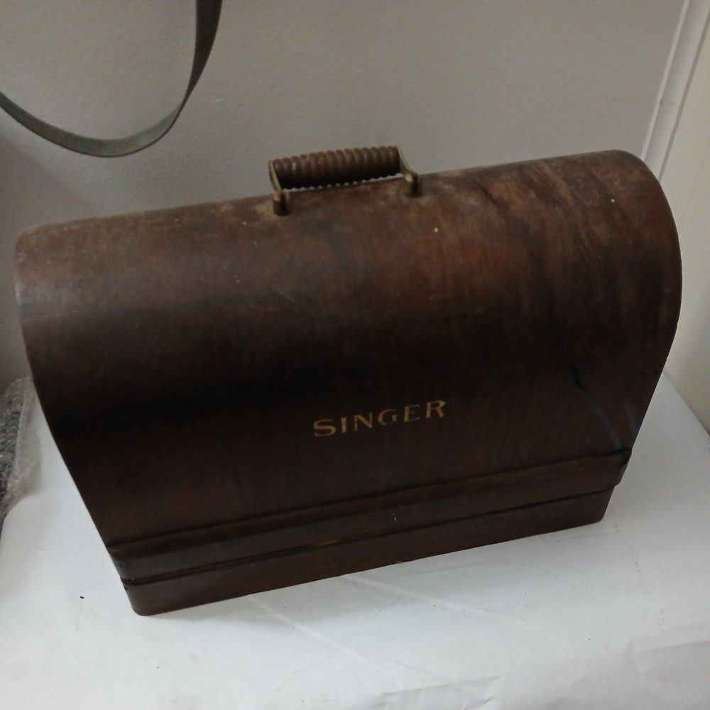 Singer Model 128? Model 99? 1912-1918(?)
