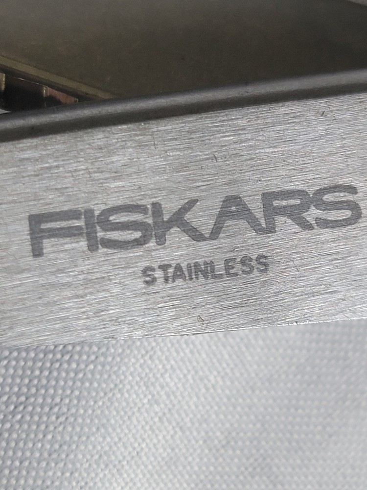 Fiskars Pinking Shears 10” Zig Zag Sawtooth Blade Scissors Shears -Stainless
