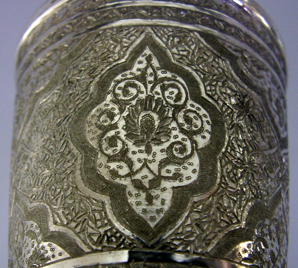 84g PERSIAN SOLID SILVER BEAKER CUP c1940 MIDDLE EASTERN ANTIQUE BARWARE