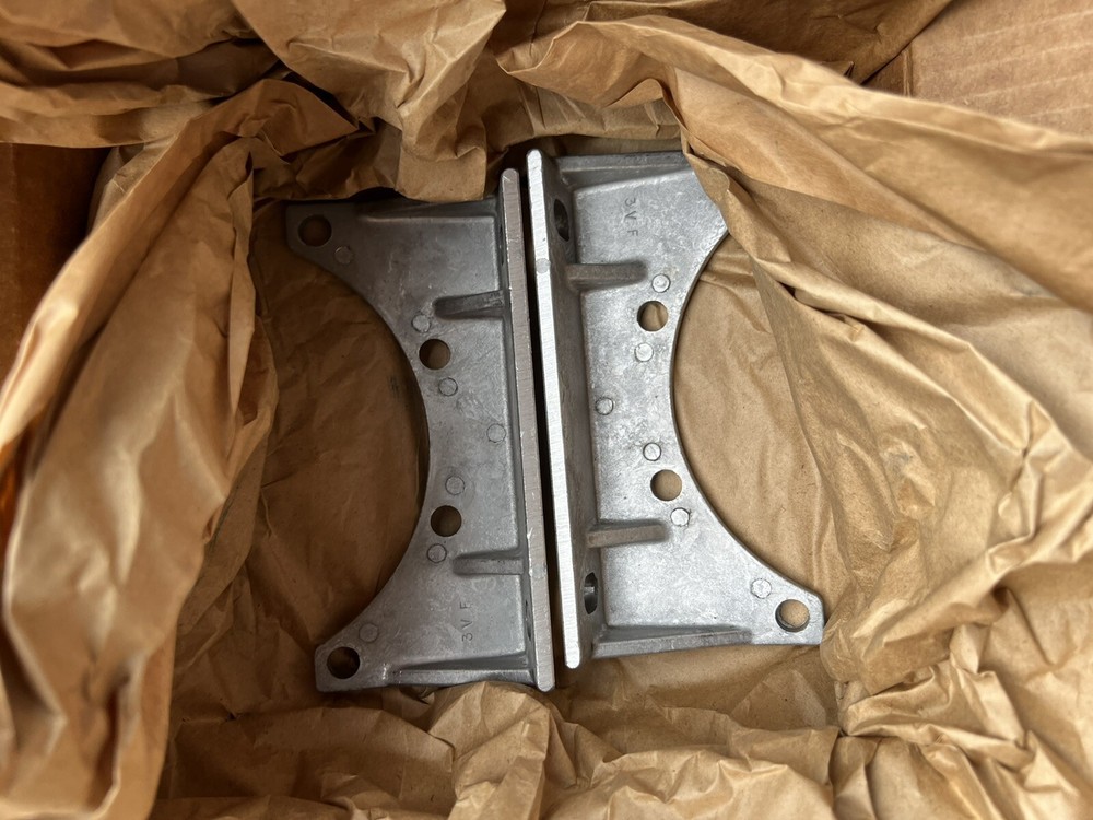 Horizontal Mounting Feet (pair) GRP- Vertical Foot Model GAB81903