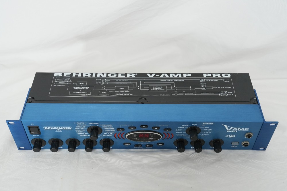 BEHRINGER V-AMP PRO Guitar Amp Simulator/Multi-Effects , Excellent Condition