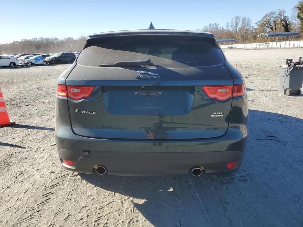 F-PACE 2017 Glove Box 4960752