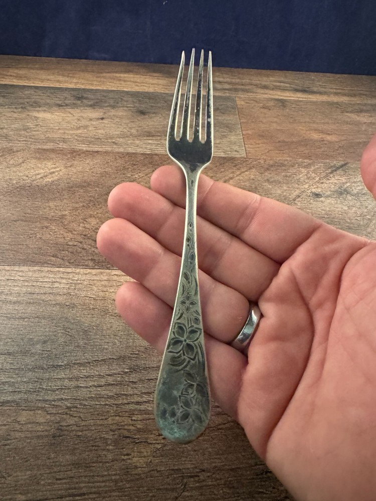 Wm Rogers Silverplated Salad Fork Cardinal Pattern