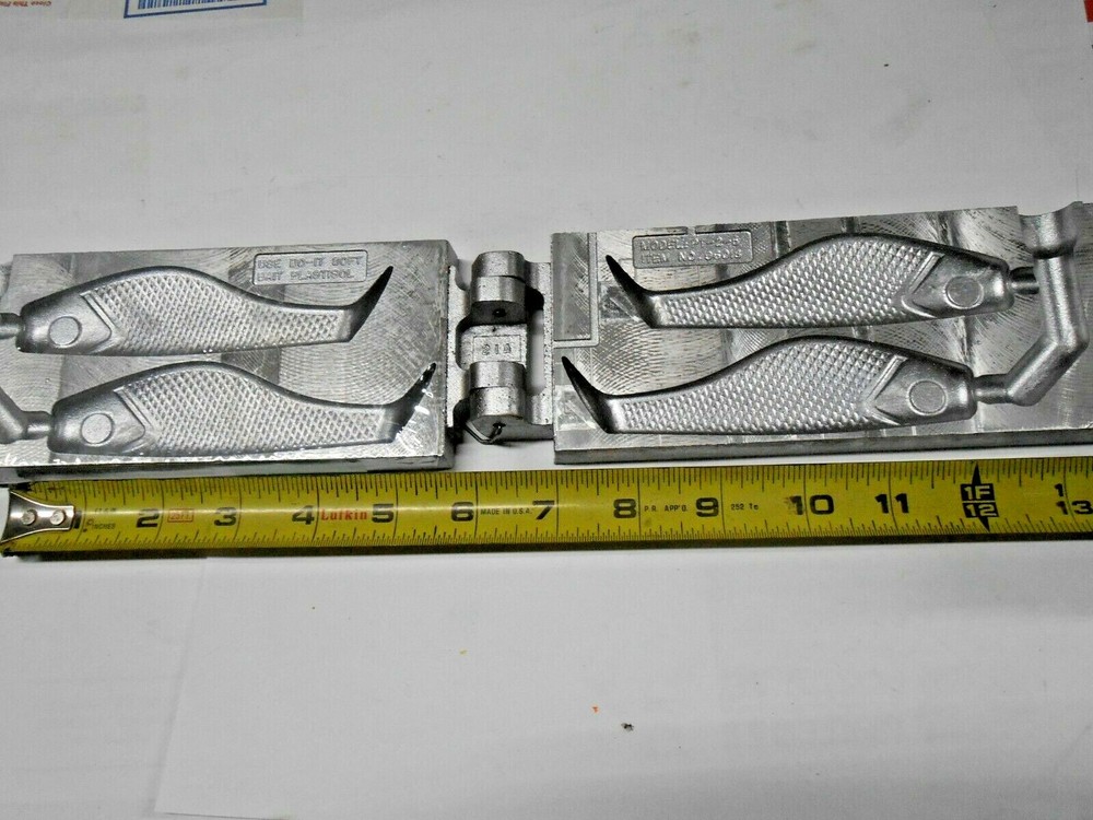 96018 Do-It 5" Paddle Tail Soft Bait Mold
