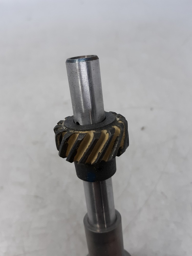 Ford F6TE-12A362-CA Distributor Assembly Gear Driven