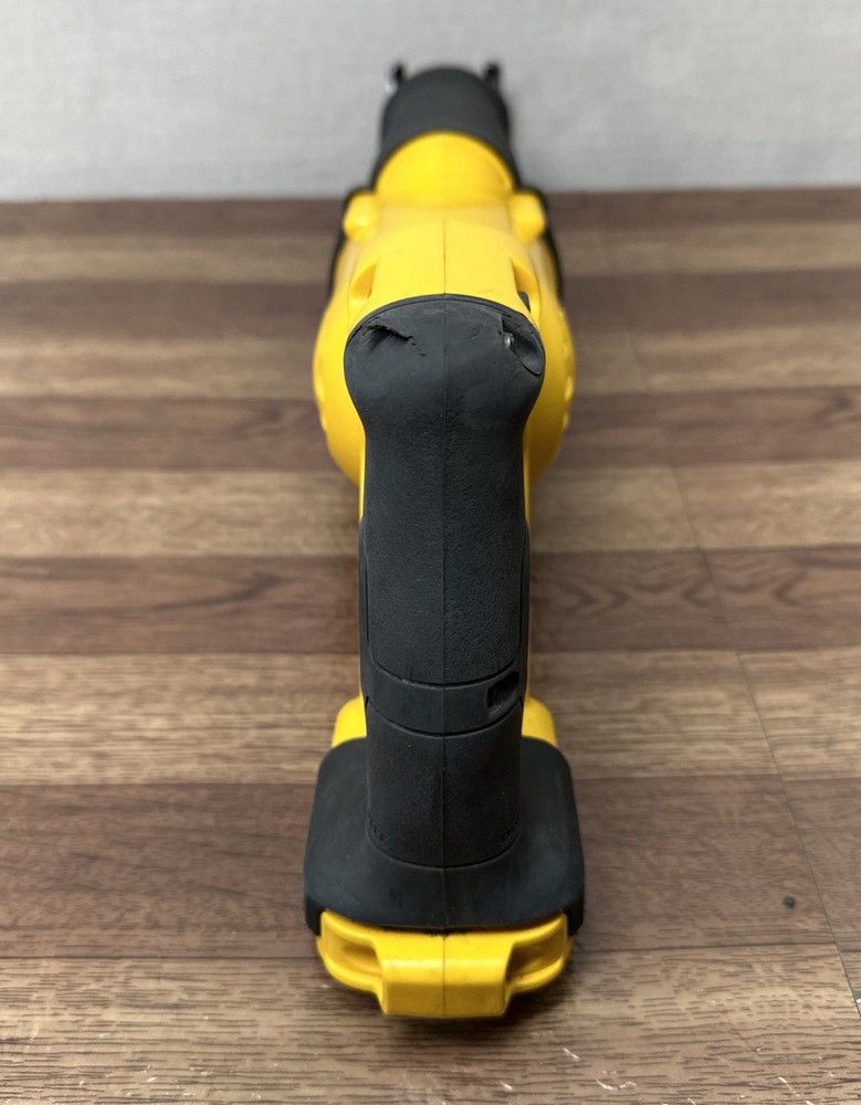 DeWalt DCS380 20V Max Variable Speed Reciprocating Saw