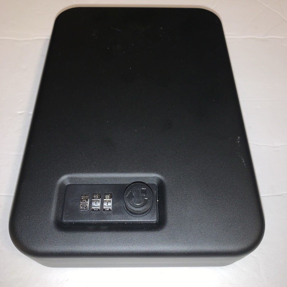 STACK-ON PORTABLE SECURITY CASE PC-95C-18