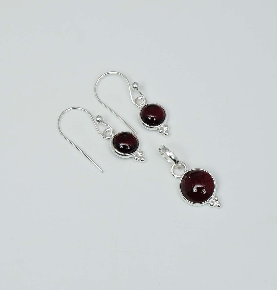 925 Solid Sterling Silver Red Garnet Hook Earring Pendant Set