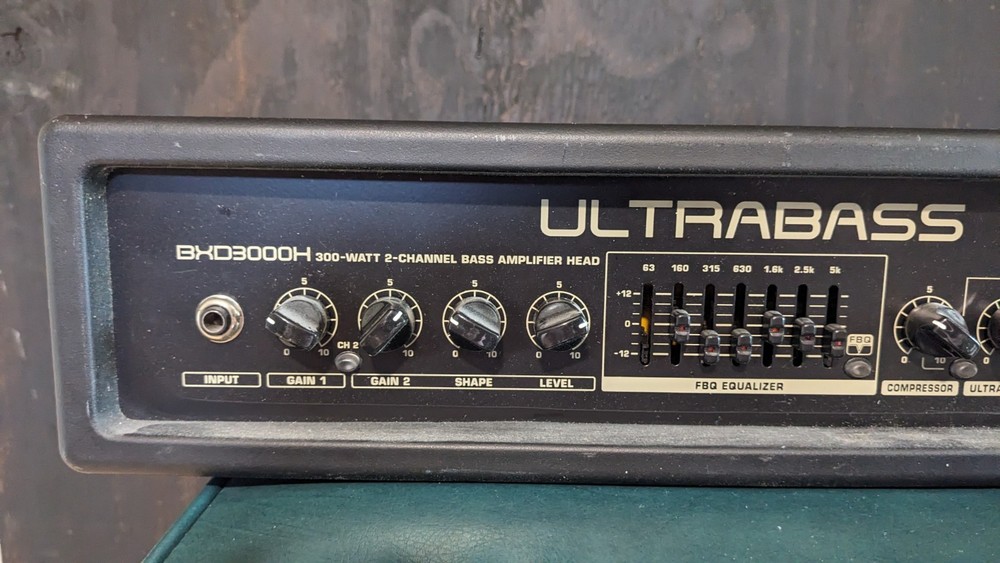 Behringer Ultrabass bxd3000h