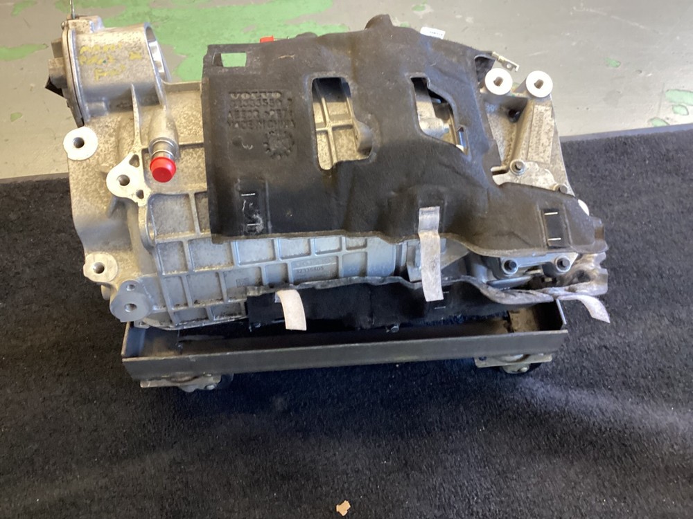 22-23 Polestar 2 Front Drive Unit 32335805