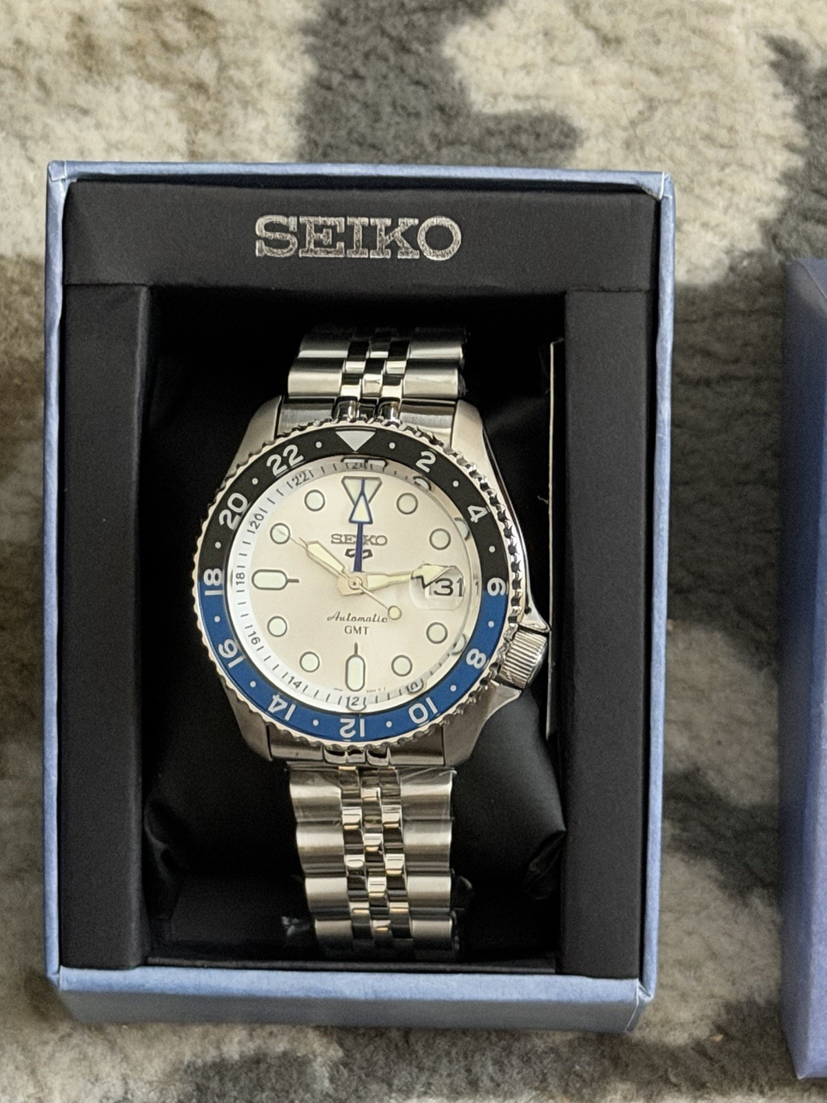 Seiko 5 Sports GMT Automatic Blue Men's Watch White Dial Full Set - SSK003
