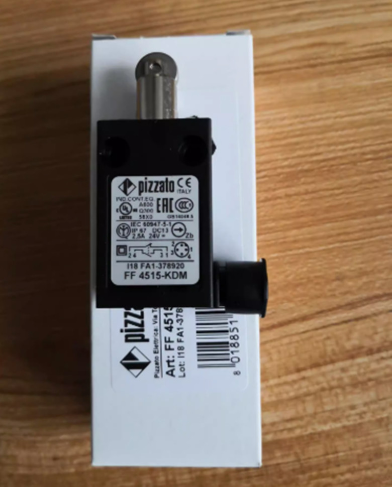 Pizzato FF 4515-KDM Limit switch