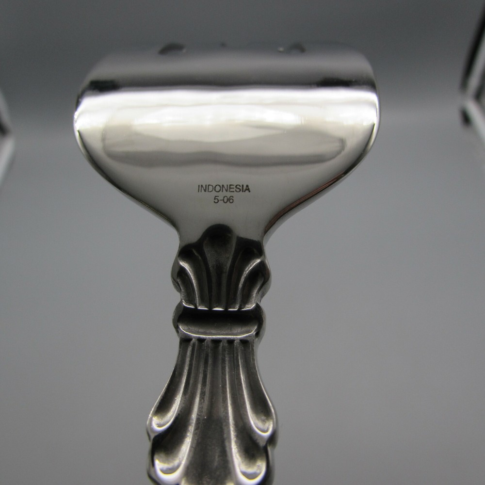 Oneida Stainless Flatware - KENYA - Large Serving Forks - Set of Three - New