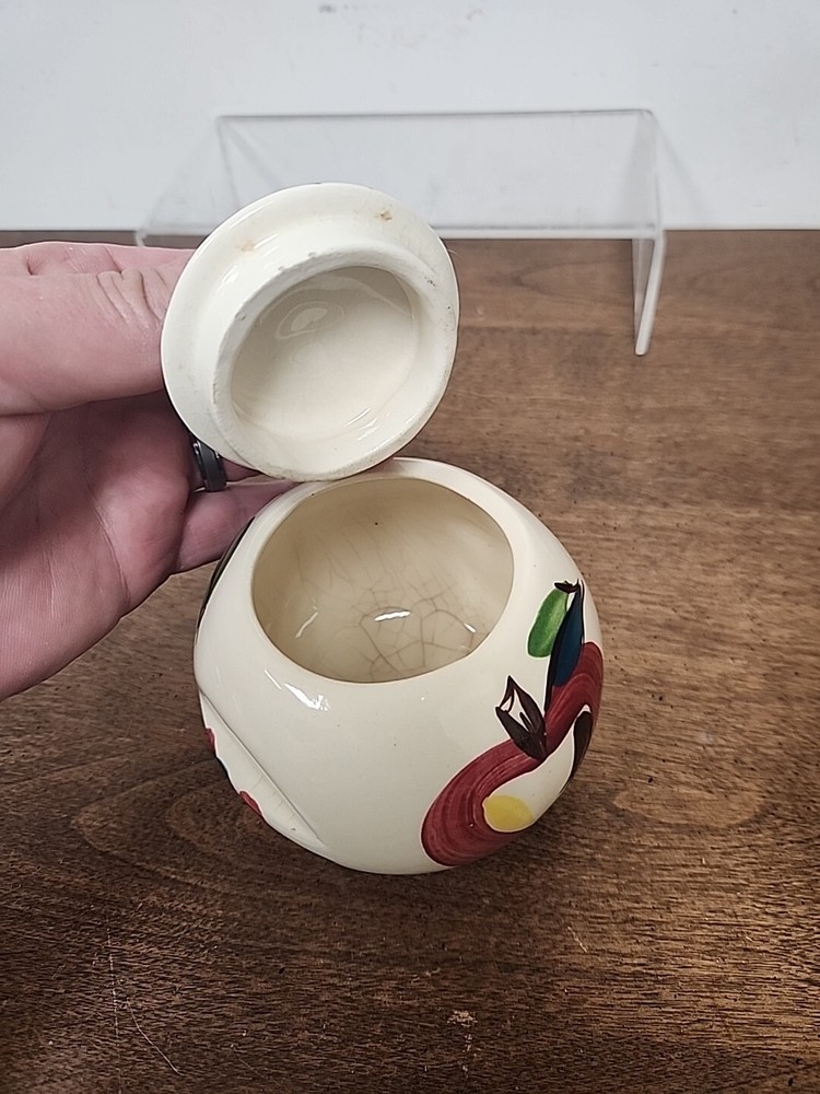PURINTAN POTTERY APPLE BEAN POT