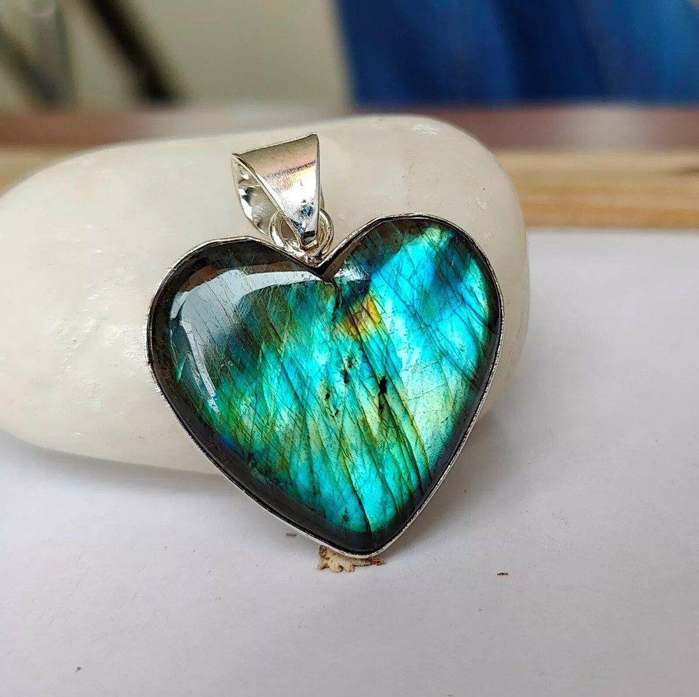 Heart Labradorite Pendent Solid 925 Sterling Silver Beautiful Silver Pendent MK*