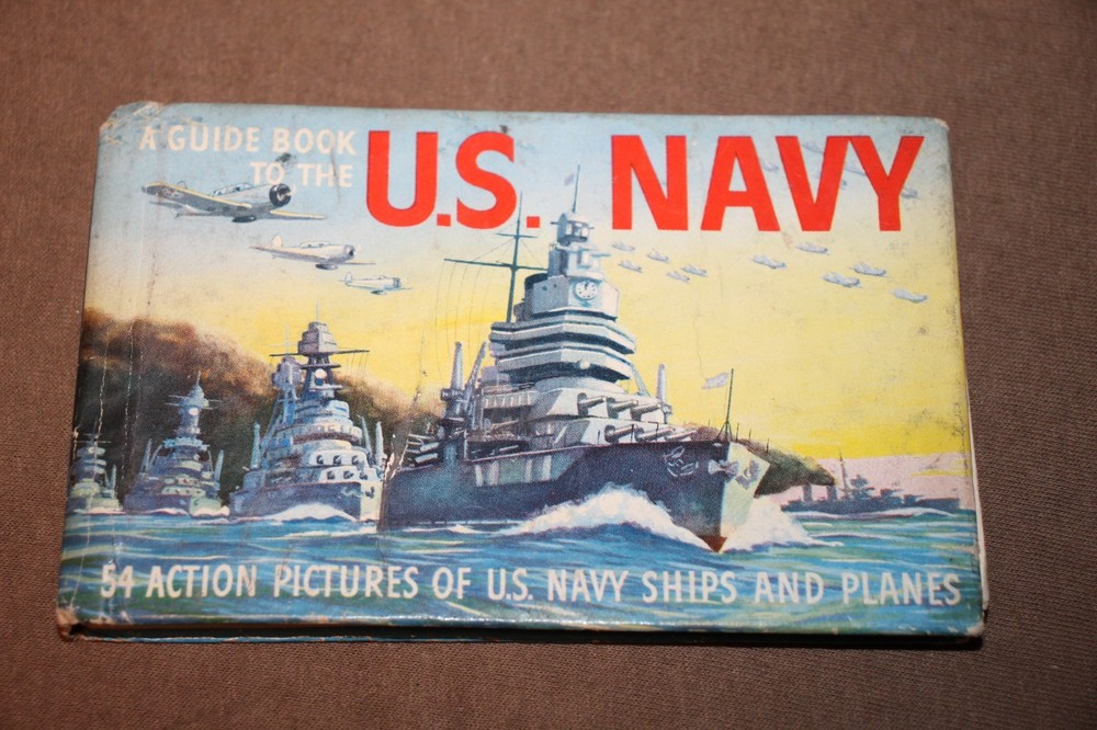 Original WW2 U.S. Navy Hardcover Pocket Size Book w/54 Action Pictures, 1943 d.