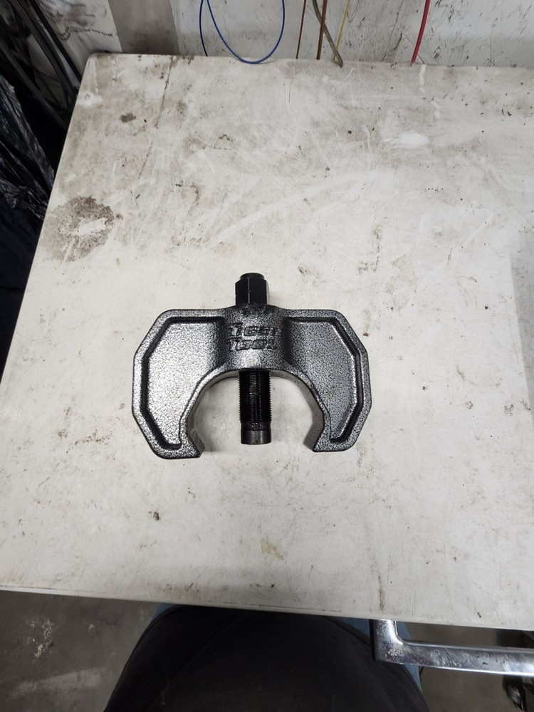 Pitman Arm Puller - Sheppard M110