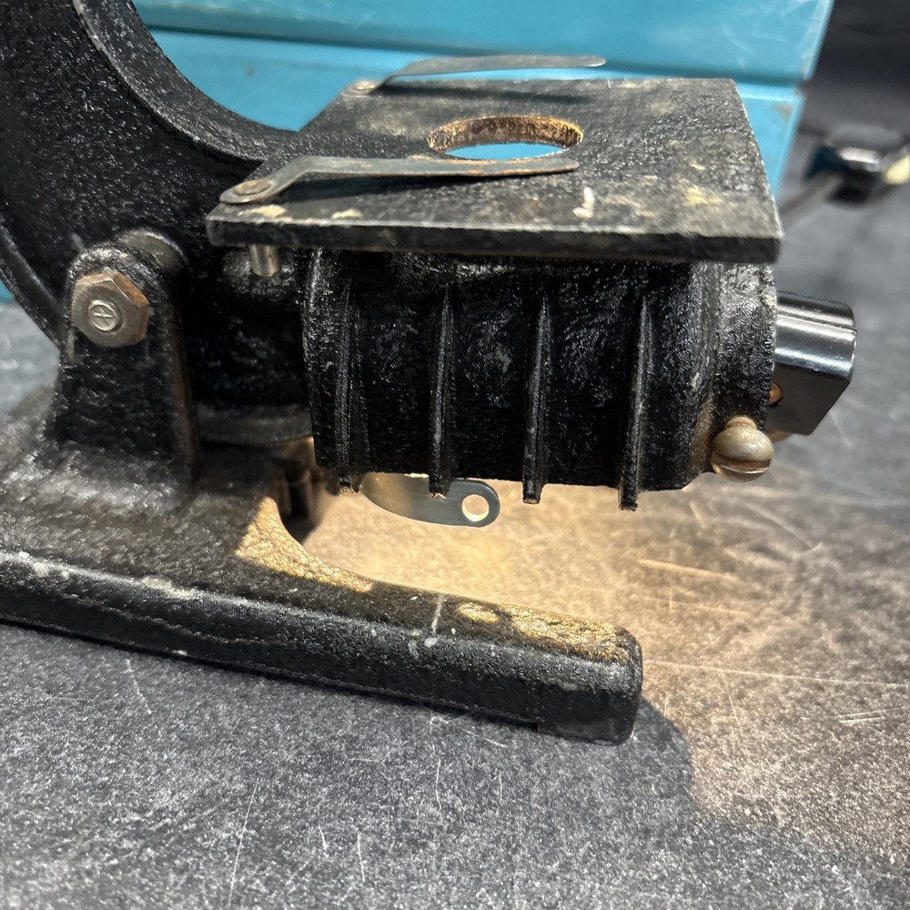 Vintage Porter Science Microcraft Microscope Lab No. 2105, Untested